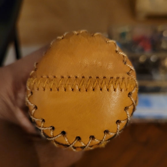 Leather stitched patchwork check pattern tube zipper pouch - Picture 10 of 12